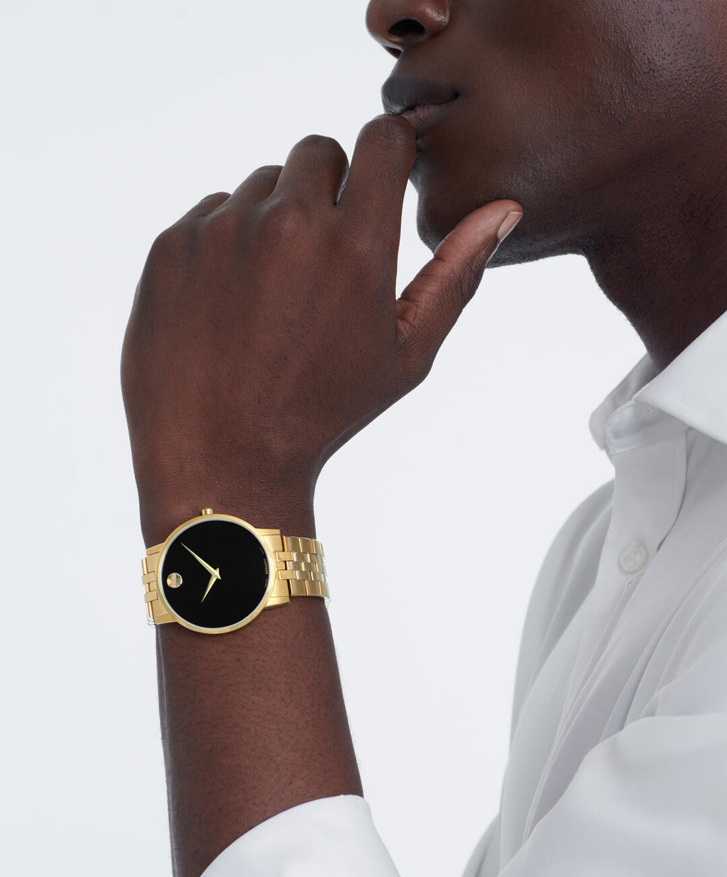 Museum Classic, Quartz, Black Dial, 40 mm, yellow gold PVD, stainless steel case, Bracelet