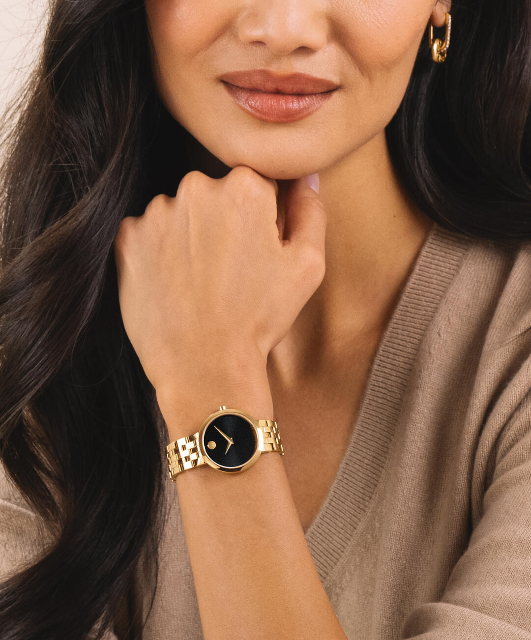Museum Classic, quartz, Black Dial, 29.5 mm Gold PVD stainless steel case, Bracelet