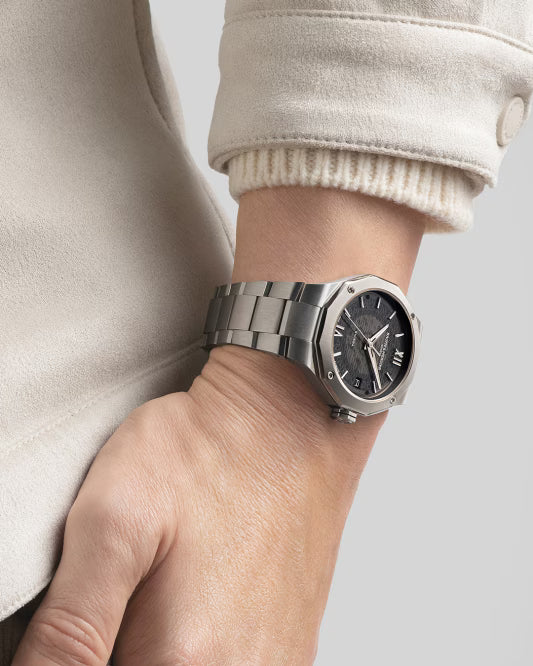 Riviera 10715 39mm Steel Case, Dodecagonal Steel Bezel, Exhibition Back, Automatic, Grey Dial, Steel Bracelet