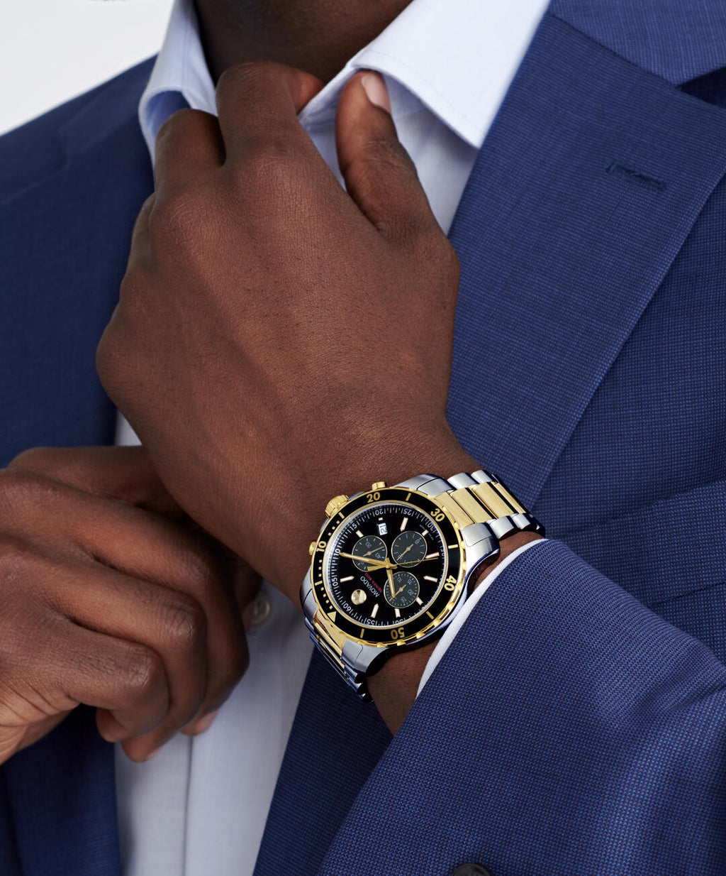 Movado Series 800, Quartz, Black Chronograph Dial, 42 mm Gold PVD Stainless Steel Case, Bracelet