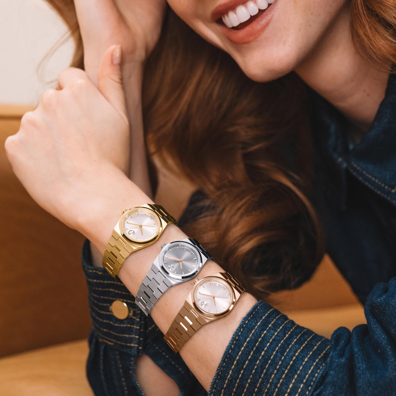 Bold Quest Mini, Quartz, Champagne Dial, 28mm Gold PVD Case, Bracelet