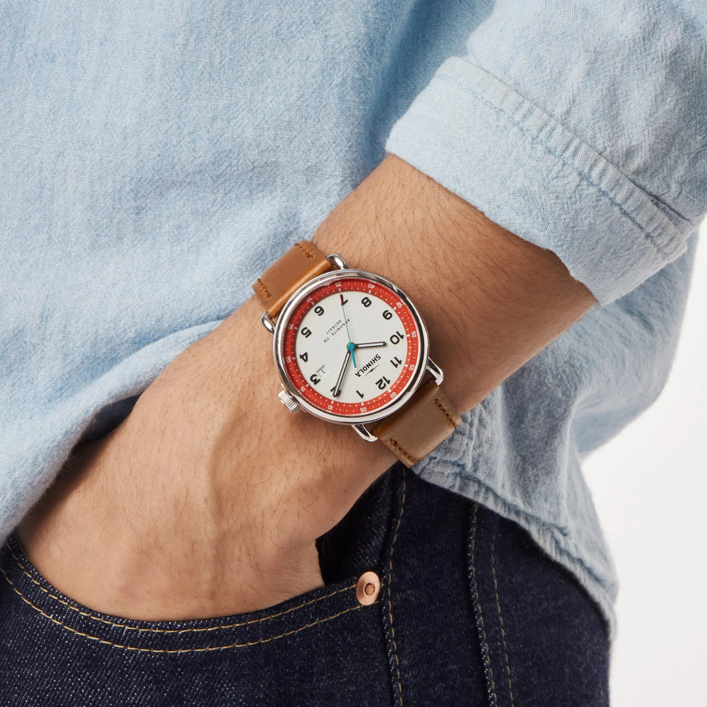 Shinola Canfield C56 quartz 43mm Cream Dial, Red Rehaut, strap
