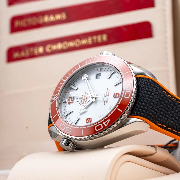 Omega Seamaster Planet Ocean 215.30.44.21.04.001