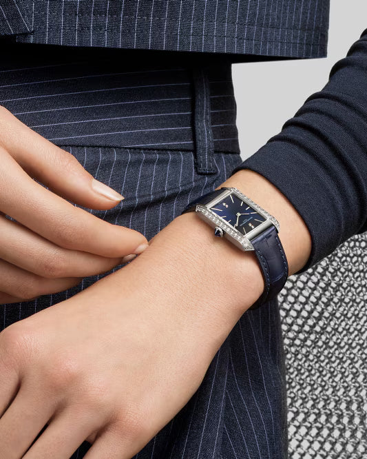 Hampton 10709 Quartz, Diamond-Set 35 x 22 mm Steel Case, Leather Strap